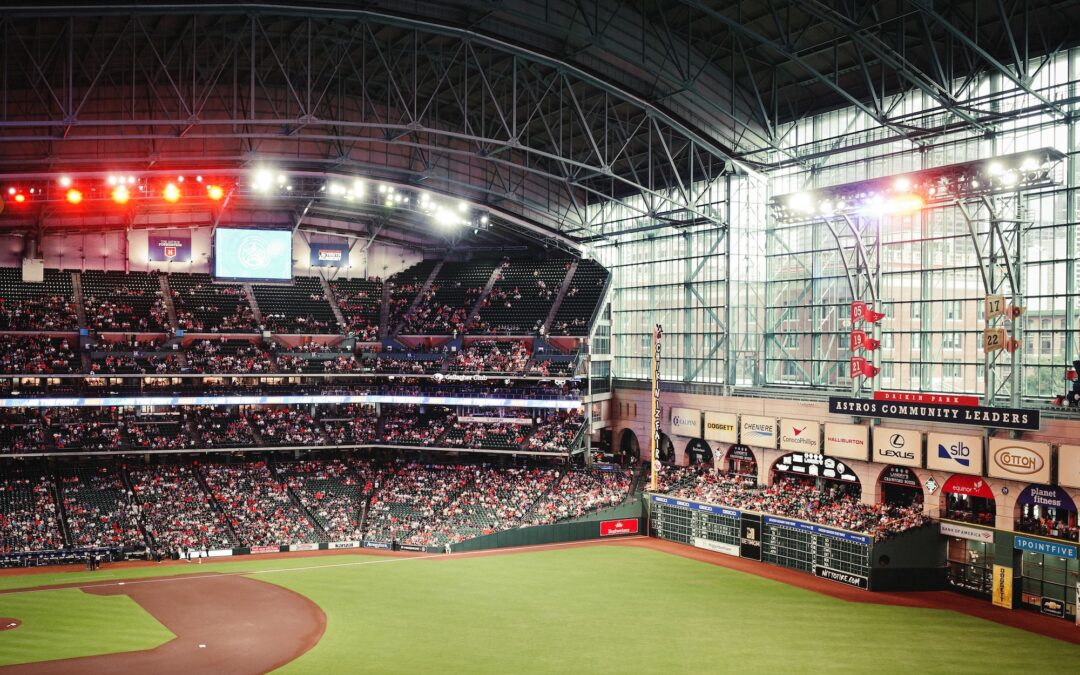 Why a Private Shuttle Is the Best Way to Go to Astros Games