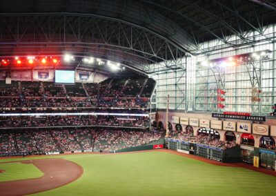 Why a Private Shuttle Is the Best Way to Go to Astros Games